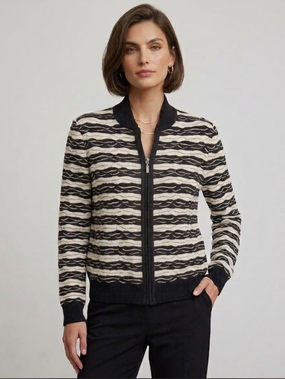 St John Black and White Striped Women's Zip Front Cardigan Sweater Donner Jacket